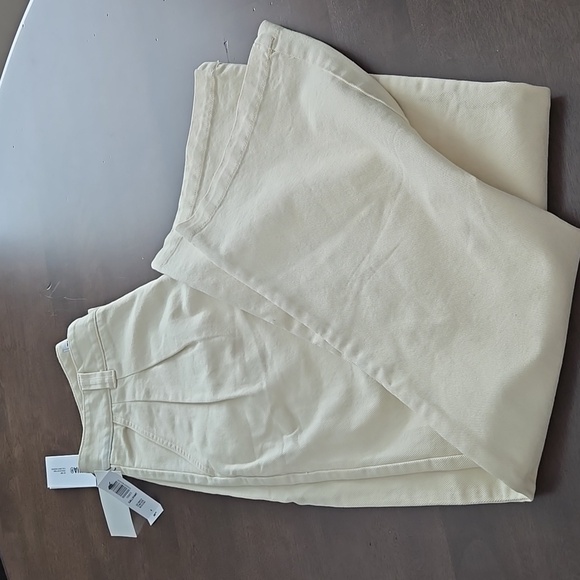 NWT TNA Aritzia Gallivant Pant Size 4 Ecru - Picture 9 of 9